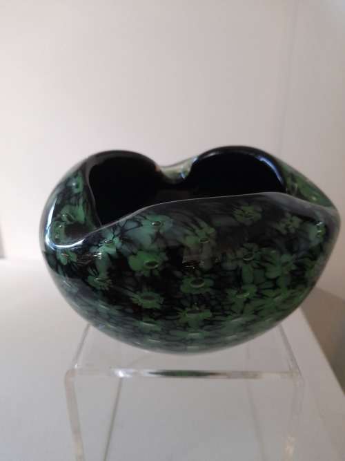 GLASS ASHTRAY