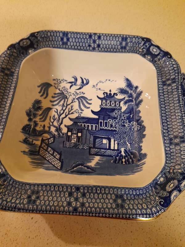 BURLEIGHWARE DISH