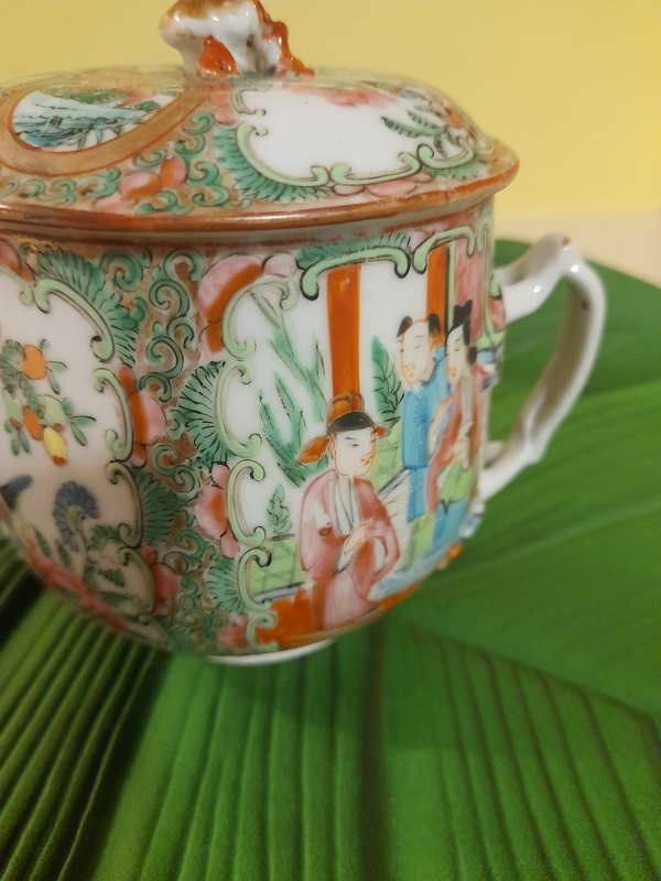 FAMILLE ROSE PORCELAIN