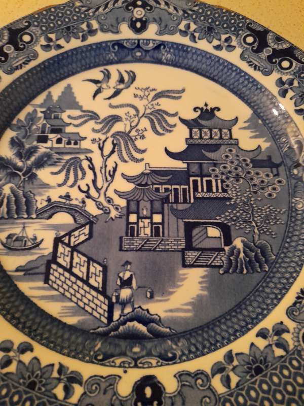 PORCELAIN CROCKERY