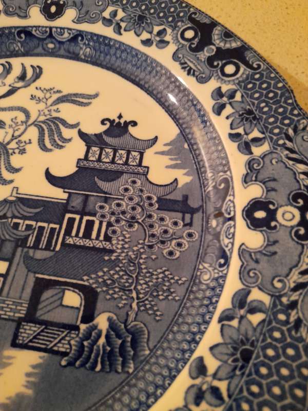 PORCELAIN CROCKERY