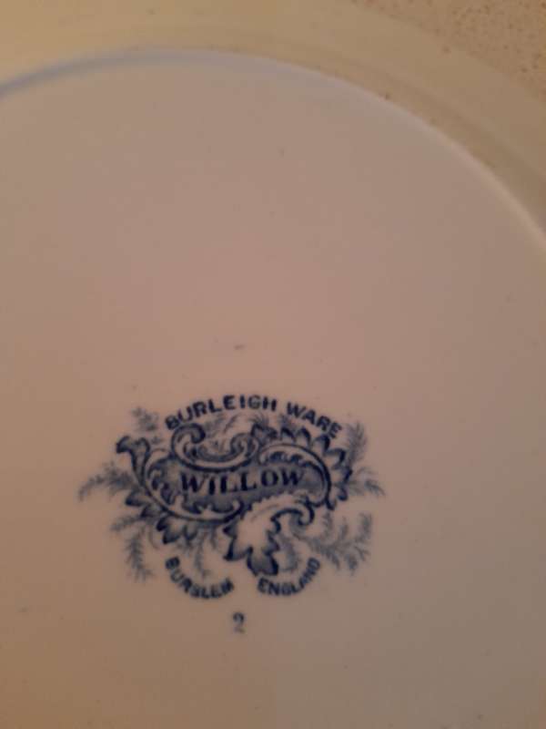 PORCELAIN CROCKERY