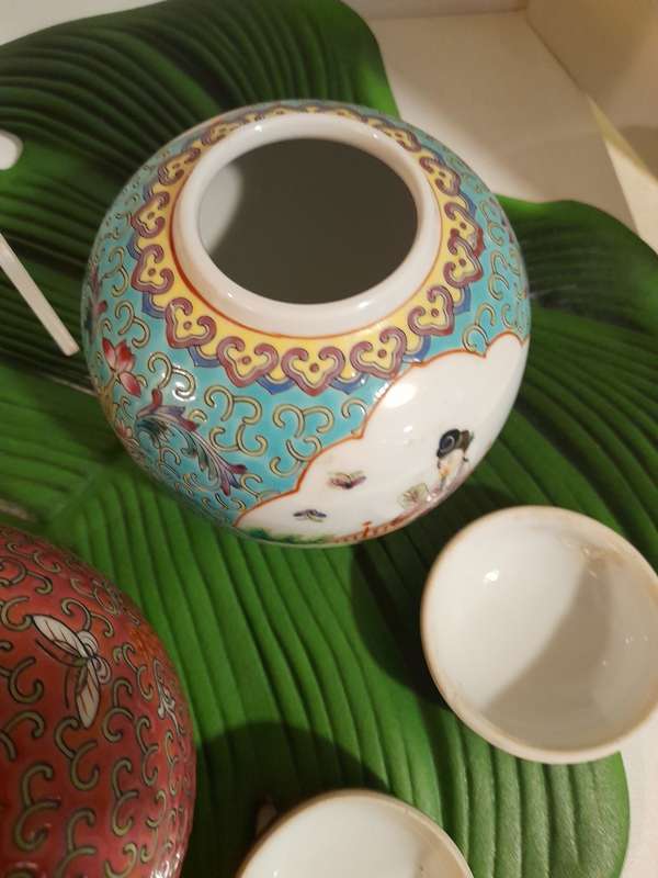 PORCELAIN GINGER JARS