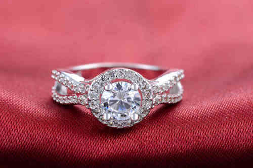 Beautiful White Gold Filled Ring With Simulated Diamonds