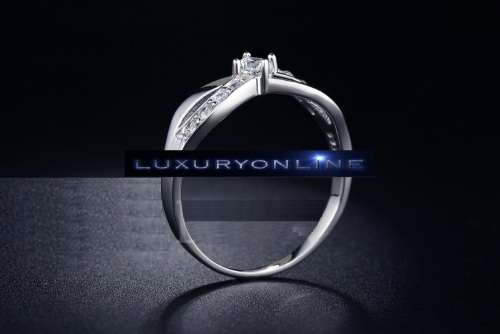 ASTONISHING!! Infinity Ring With 9  2.48ct Simulated Diamonds Size 6; 9 US