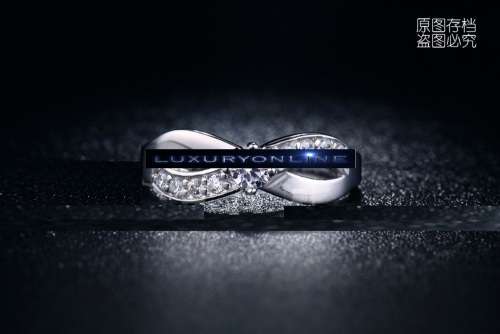 ASTONISHING!! Infinity Ring With 9  2.48ct Simulated Diamonds Size 6; 9 US