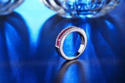 EXCELLENT!!  White Gold Filled Ring With 1,38ct Simulated Diamonds And 10 Rubellites Size 6; 7; 8 US