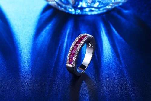 EXCELLENT!!  White Gold Filled Ring With 1,38ct Simulated Diamonds And 10 Rubellites Size 6; 7; 8 US