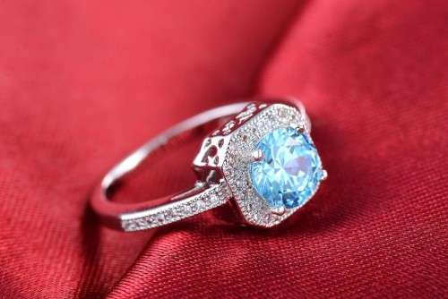 AMAZING! Simulated Aquamarine And Simulated Diamonds Size 7; 8 US