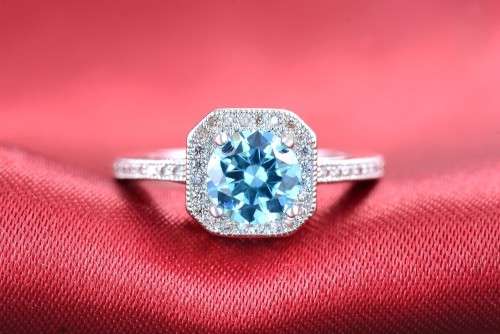 AMAZING! Simulated Aquamarine And Simulated Diamonds Size 7; 8 US