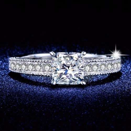 LOVELY! Ring With 15 Hand Crafted Simulated Diamonds Size 6; 7 US