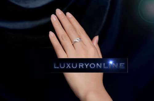 RADIANT! Cross Over Infinity Ring With 12 0,25ct Simulated Diamonds Size 7; 8  US