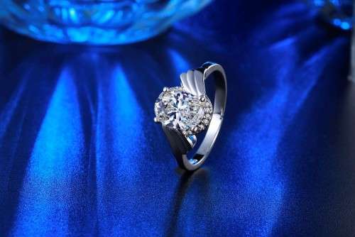 AMAZING! Ring With 17 Simulated Hand Crafted Diamonds Size 6; 7 US