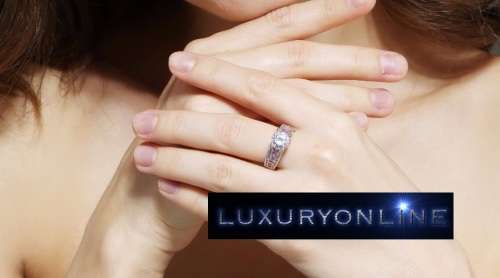 FANTASTIC! Ring With 41 Simulated White Diamonds And 12 Pink Diamond Size 7 US