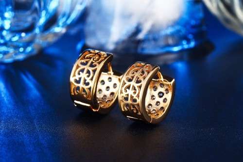 Hoop Earrings With 13 Simulated Diamonds