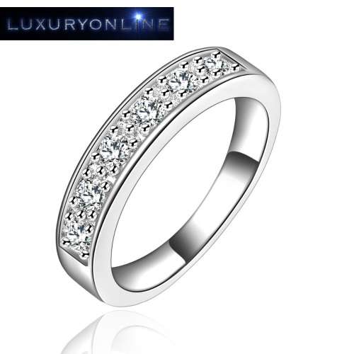 SUPERB!  Ring With 6 Simulated Diamonds Size 7; 8 US