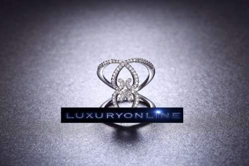 MAGNIFICENT! Ring With Hand Crafted 0,75ct Simulated Diamonds Size 6; 7; 8 US