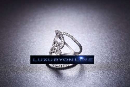 MAGNIFICENT! Ring With Hand Crafted 0,75ct Simulated Diamonds Size 6; 7; 8 US