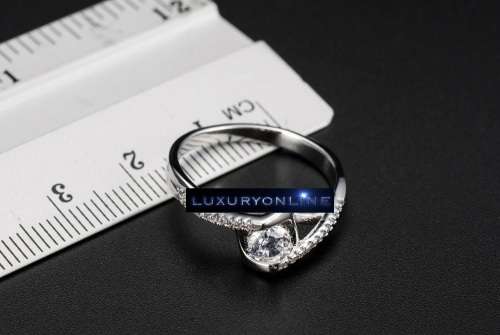 BEAUTIFUL! Ring With 10 1,27ct Simulated Diamonds Size 7; 9 US