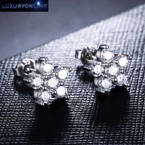 GORGEOUS! Simulated Diamond Stud Star Earrings