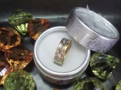 100% Pure Titanium Men's Ring Size 9; 10 US