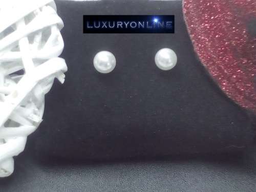 GORGEOUS! Round Simulated Pearl Stud Earrings