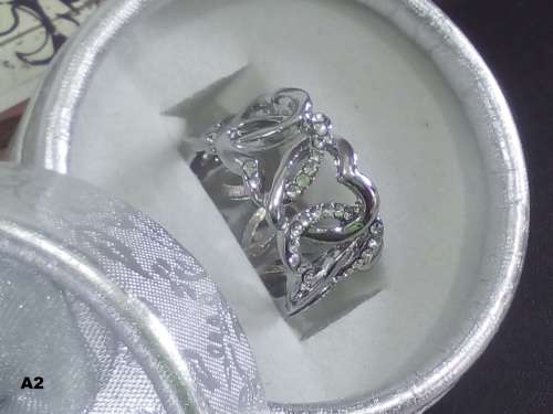 BEAUTIFUL! Ring With 1,25 Carat Simulated Diamonds Size 6; 7; 8 US