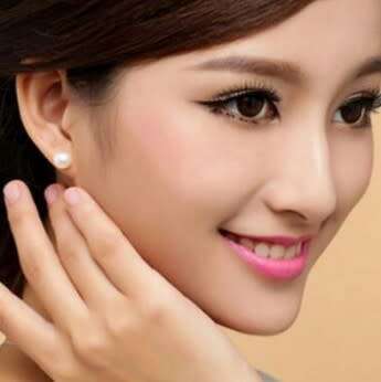 GORGEOUS! Round Simulated Pearl Stud Earrings