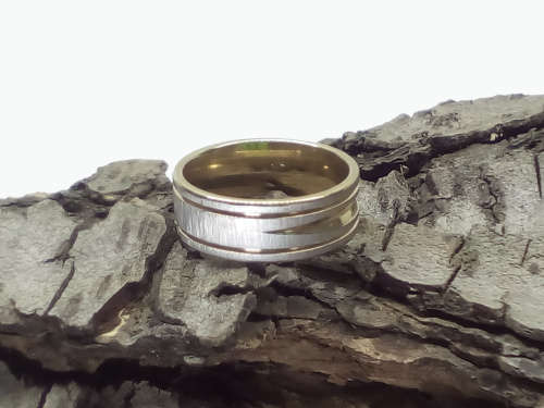 AMAZING! 100% 8 mm Pure Titanium Ring Size 9;10 US