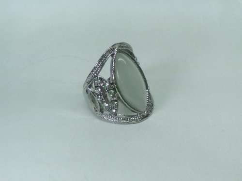 CHARMING! Ring With Simulated Opal Stone And Diamonds Size 7; 8; 9; 10 US