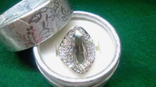 EXQUISITE! 1,2ct Simulated Diamond Ring Size 7; 8; 9 US