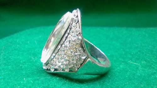 EXQUISITE! 1,2ct Simulated Diamond Ring Size 7; 8; 9 US