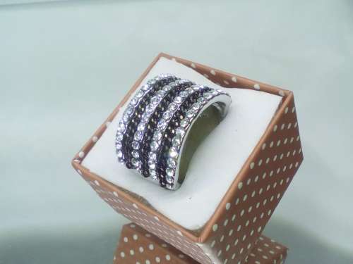 CAPTIVATING! Ring With 0.75 Carat Hand Crafted Simulated Diamonds And Black Chain Size 8  US