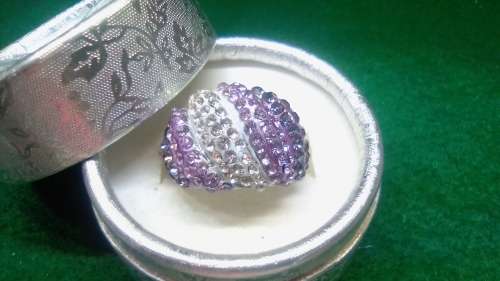 FASCINATING! Ring With 1.75 Carat Simulated Purple Amethyst Size 9 US
