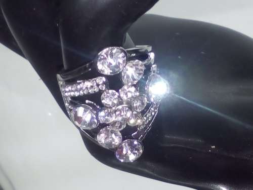 BRILLIANT! 0,75 Carat Simulated White Diamond Ring Size 8 US