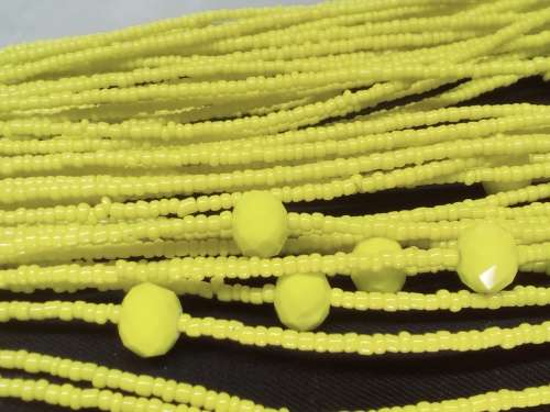 AMAZING! Hand Crafted African Bead Necklace (Yellow) 28 cm