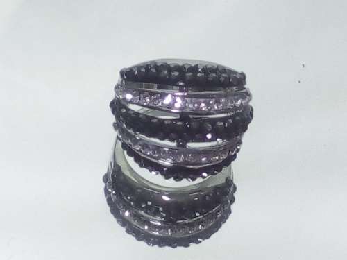 AMAZING! 1,75 Carat Simulated French Lilac Diamonds Size 7 US