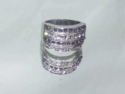 AMAZING! Ring With 1,75 Carat Simulated French Lilac And White Diamonds Size 8; 10 US