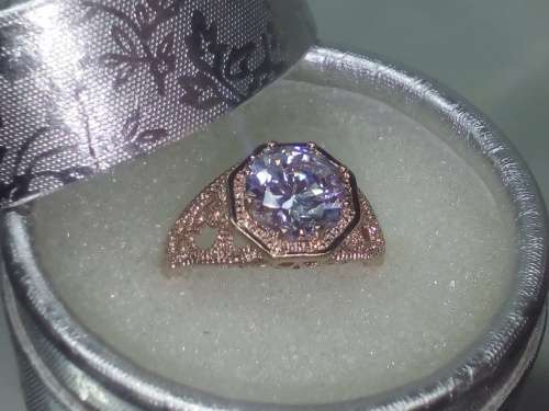 AMAZING! Tocean Ring With 2.00  Carat Simulated Diamonds Size 9 US