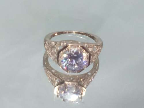 AMAZING! Tocean Ring With 2.00  Carat Simulated Diamonds Size 9 US