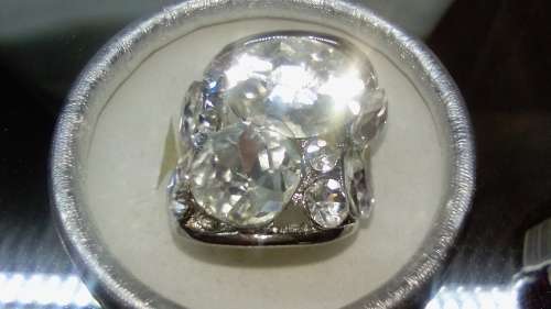 EXQUISITE! 2.00 Carat Simulated Diamond Ring Size 9 US