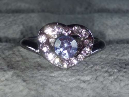 BEAUTIFUL! Hearts haped Ring With 1,75 Carat Simulated White & Aquamarine Size 7 US