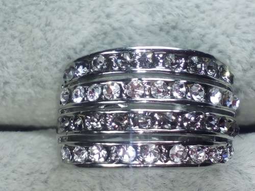 AMAZING! Ring With 1,75 Carat Simulated French Lilac And White Diamonds Size 8 US