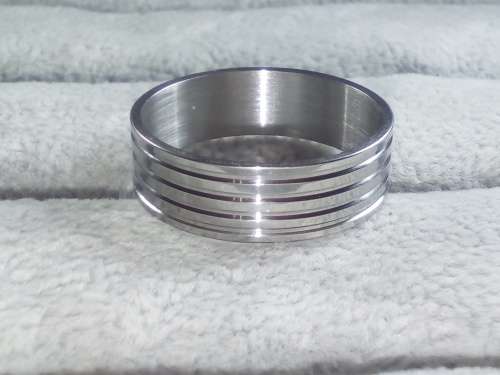 Pure Titanium Ring | 8 mm | Size 10 US