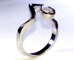 STUNNING! Ring With 1.25 Carat  Simulated White Diamonds Size 8 US