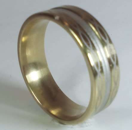 AWESOME! ! 8 mm Gold & Silver 100% Titanium Ring **R 799**  Size 12 US / X / 22