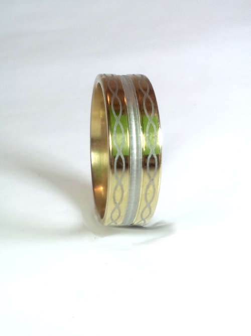 AWESOME! ! 8 mm Gold & Silver 100% Titanium Ring **R 799**  Size 12 US / X / 22