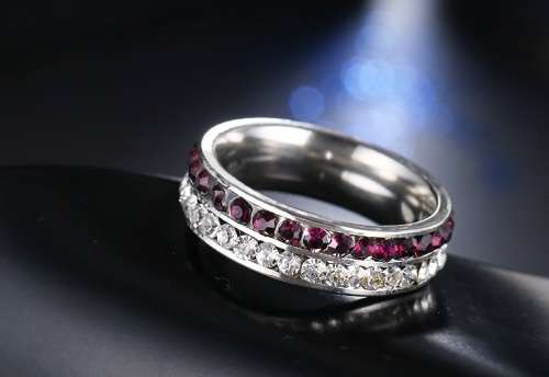 Titanium 2 Prong Ring With Simulated Diamonds & Deep Purple Amethysts **R 899**Size 9 US