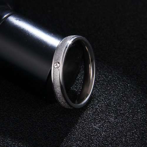 Titanium Ring With Simulated Diamond *R 599* (SILVER) Size 7 US