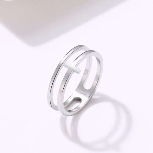 RETAIL PRICE: R 899 Titanium Cross Ring Size 8; 9 US(SILVER)